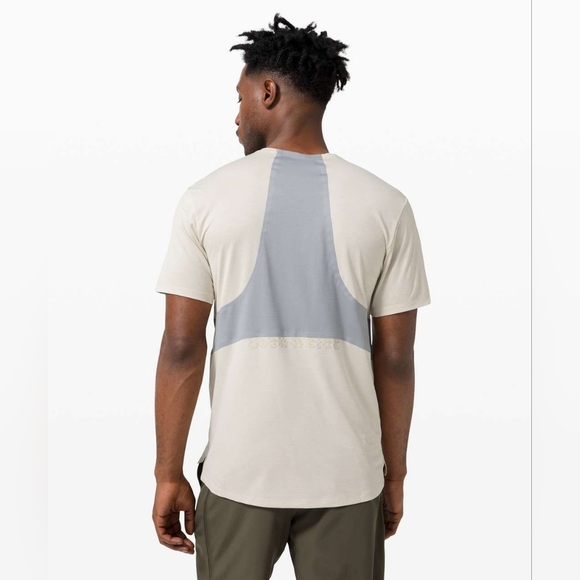 119 Lululemon Fast and Free Short Sleeve - Picture 1 of 7